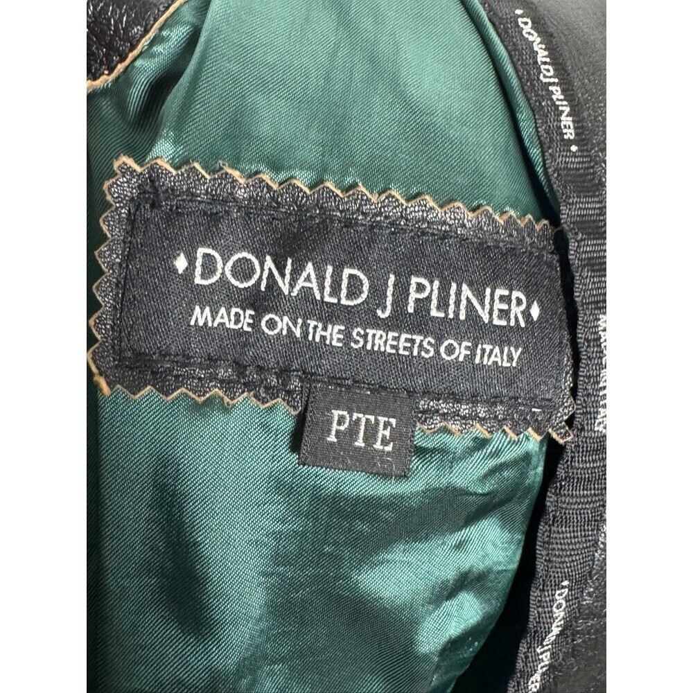 Donald J Pliner Women's XS Black Leather Studded Skull Moto Vest Made Italy - Picture 12 of 13